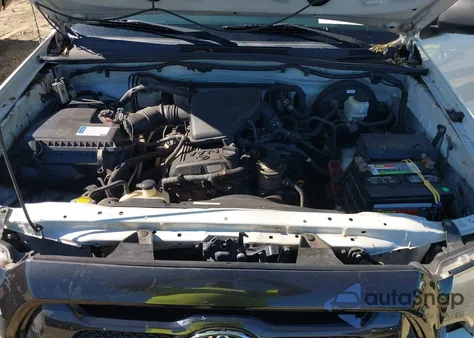 2014 Toyota Tacoma из США, поврежденный, VIN 5TFNX4CN0EX037001